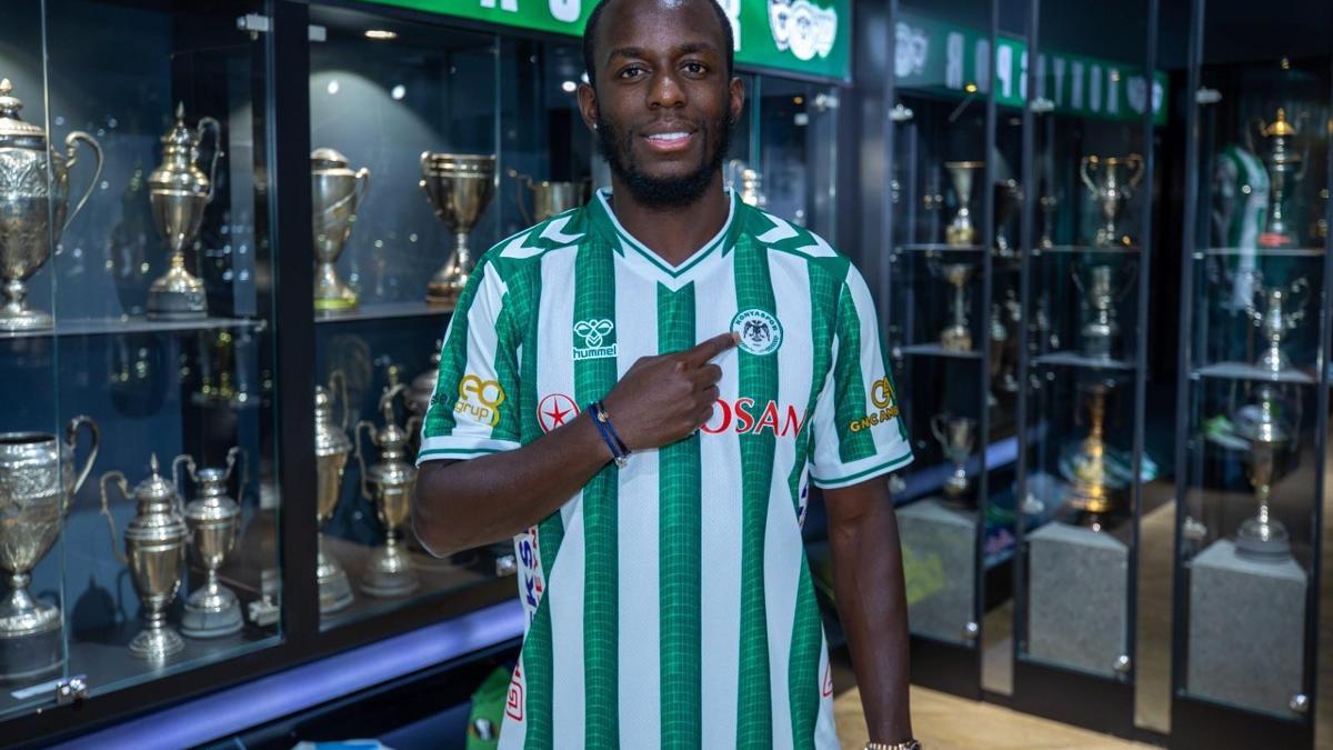 Konyaspor, Jean-Luc Dompe'yi renklerine bağladı