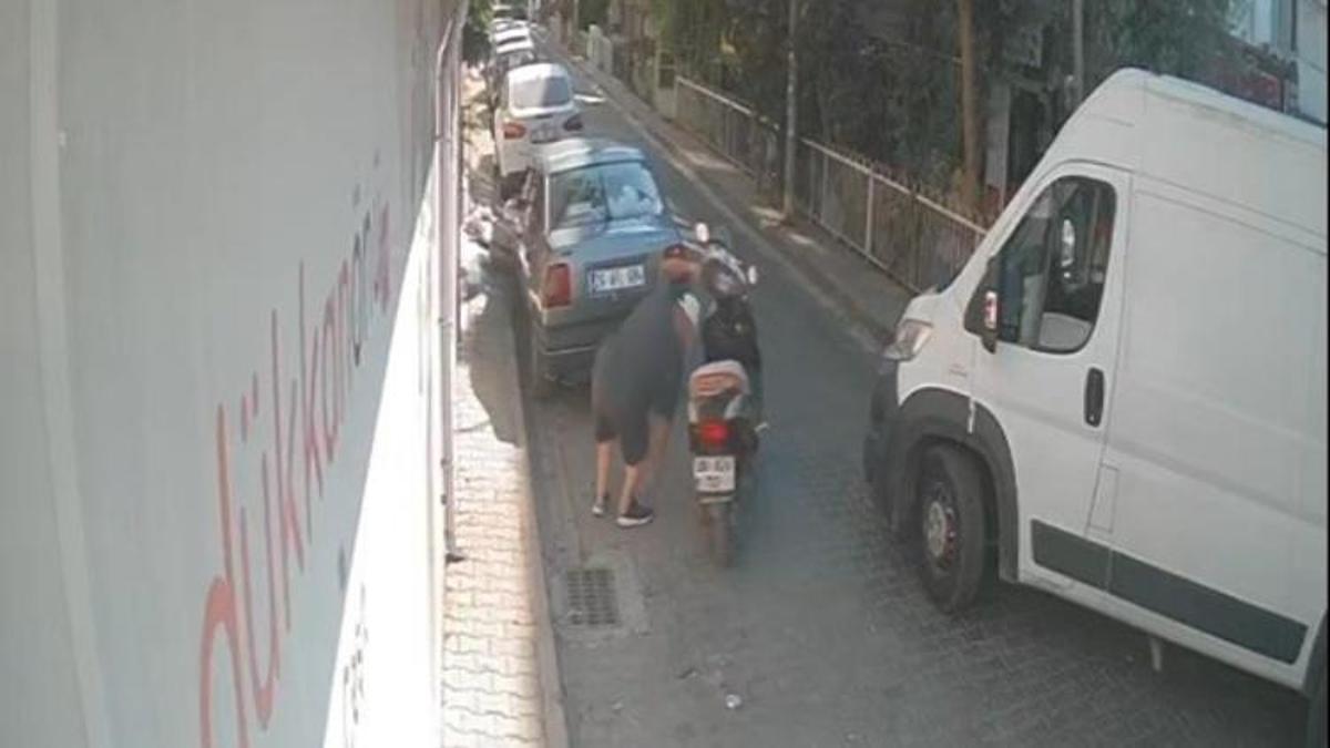 Noter çıkışında düşürdü: 100 bin lirayı cebe indirip kaçtı