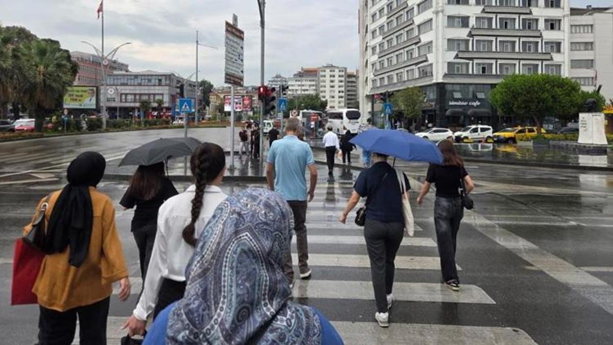 Karadeniz’i sağanak vurdu! Metrekareye 72,5 kilo yağış düştü