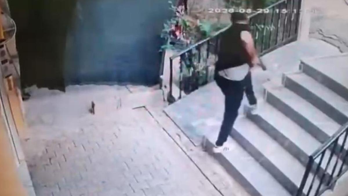 Şanlıurfa'da çocuk kavgası sonrası dehşet! Kapıdan çıkar çıkmaz silahını çekti