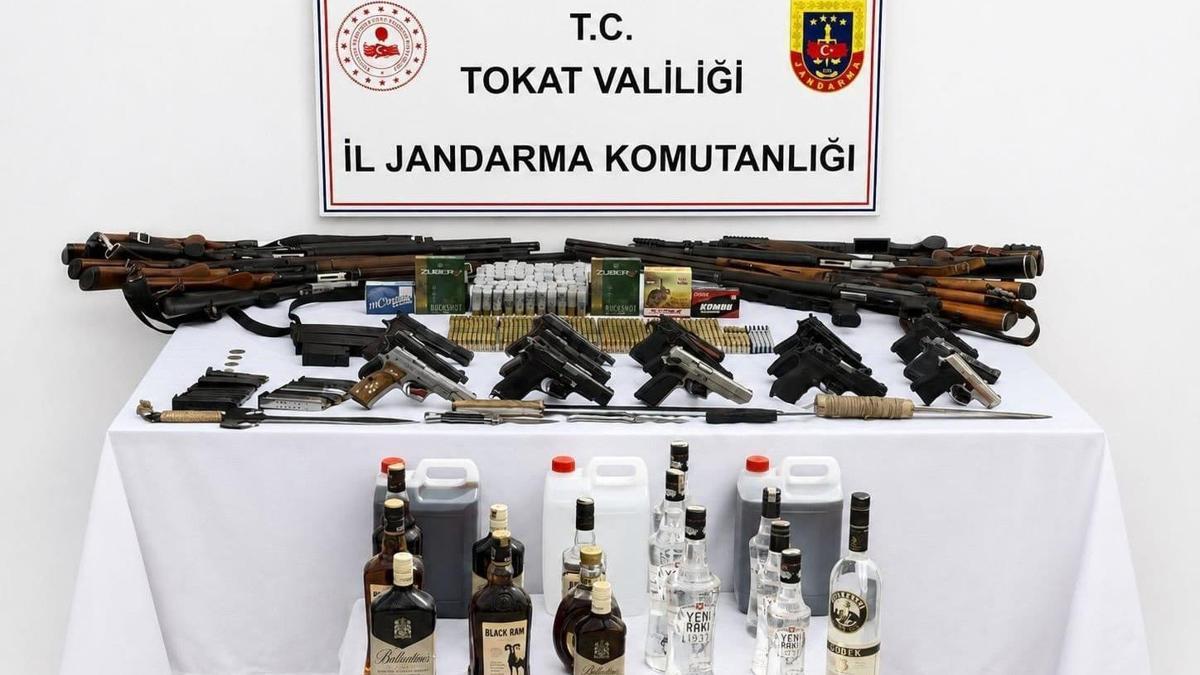 Tokat’ta silah ve kaçakçılık operasyonu: 14 gözaltı