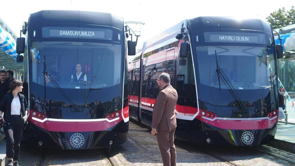 Toplu ulaşım ağını güçlendirecek! Samsun'da 2 yeni tramvay hizmete girdi