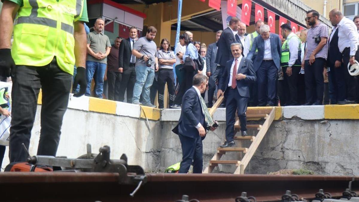 Şehir tarihini değiştirecek proje! Raylar yerin altına iniyor