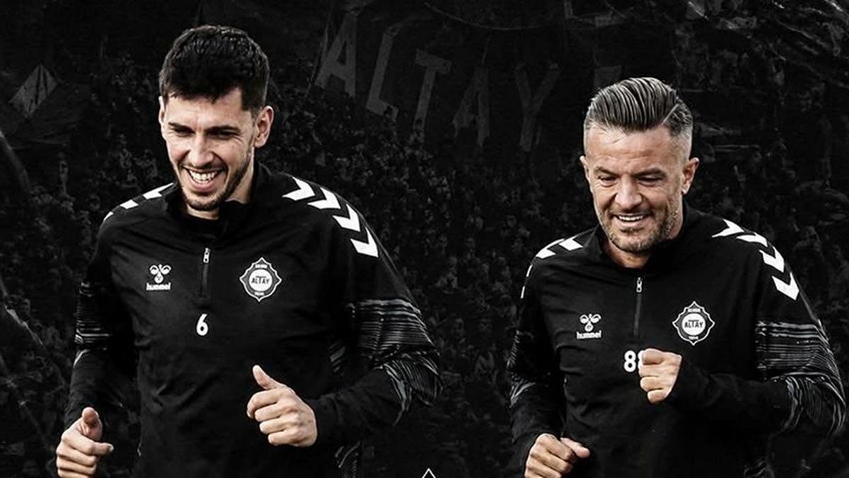 Altay'da ayrılık! 2 kaptan birden veda etti
