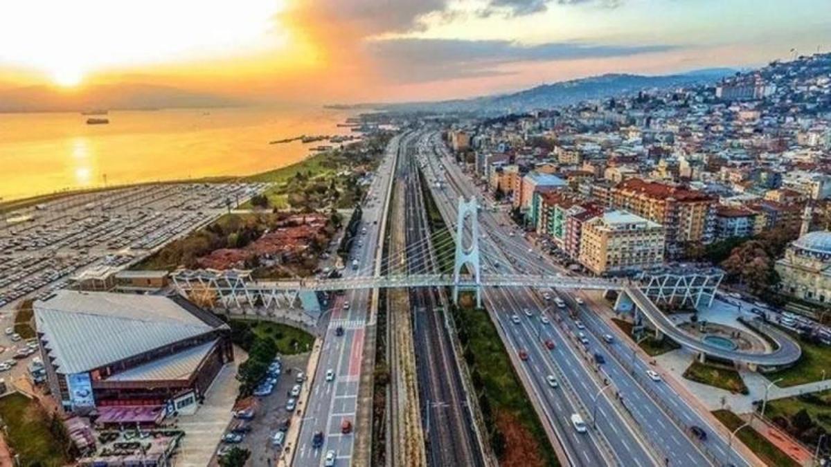 İzmit’te her sabah bunu yapıyorlar! Vatandaş tepkili