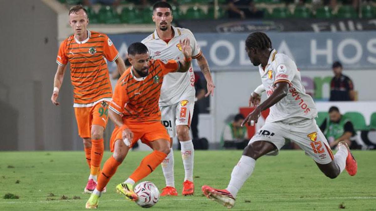 Alanyaspor - Göztepe maçında 4 gol 1 penaltı vardı