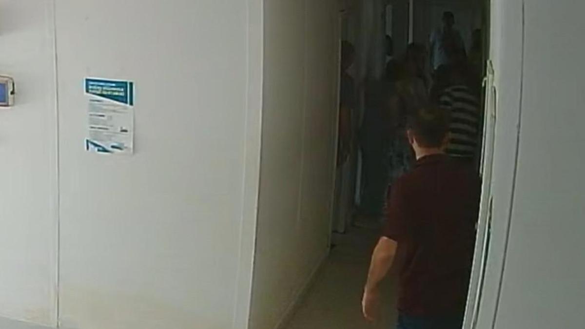 Heimlich manevrasıyla mesai arkadaşının hayatını kurtardı; o anlar kamerada