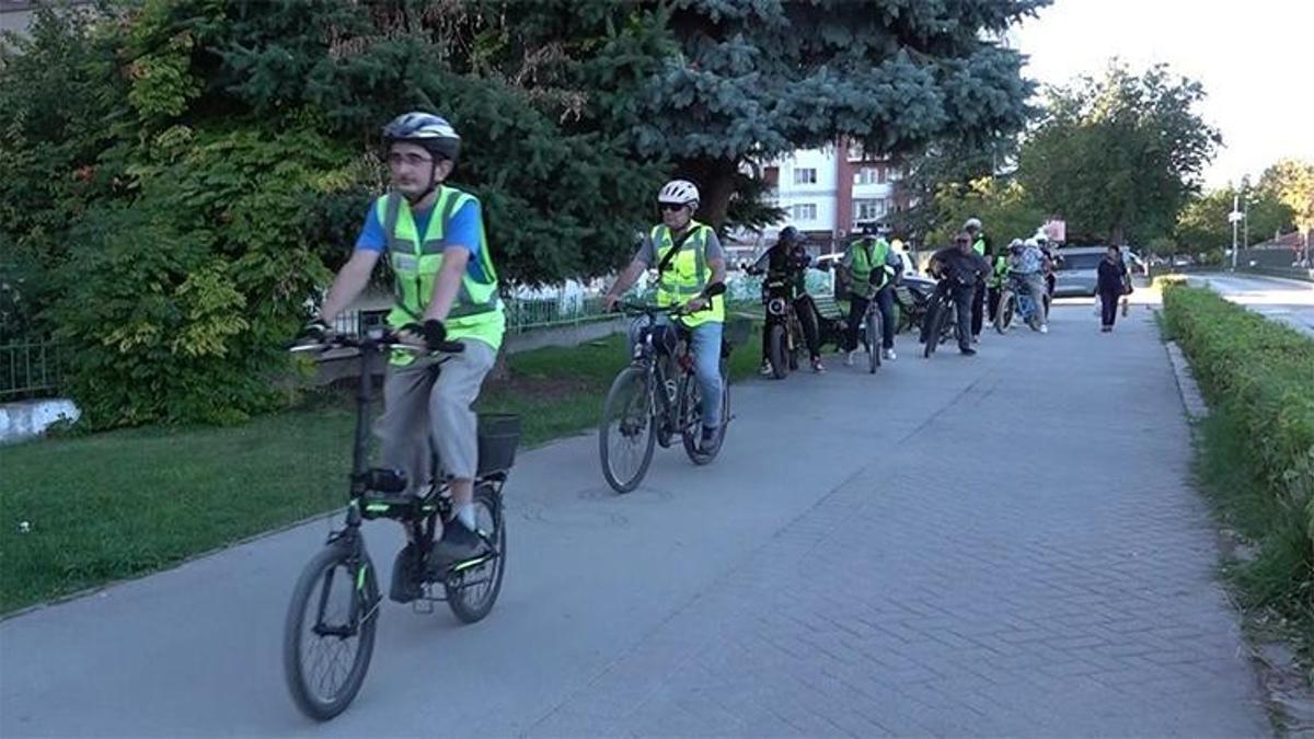 Eskişehir’de anlamlı etkinlik! 'Görünür Ol, Güvende Ol' sloganıyla düzenlendi