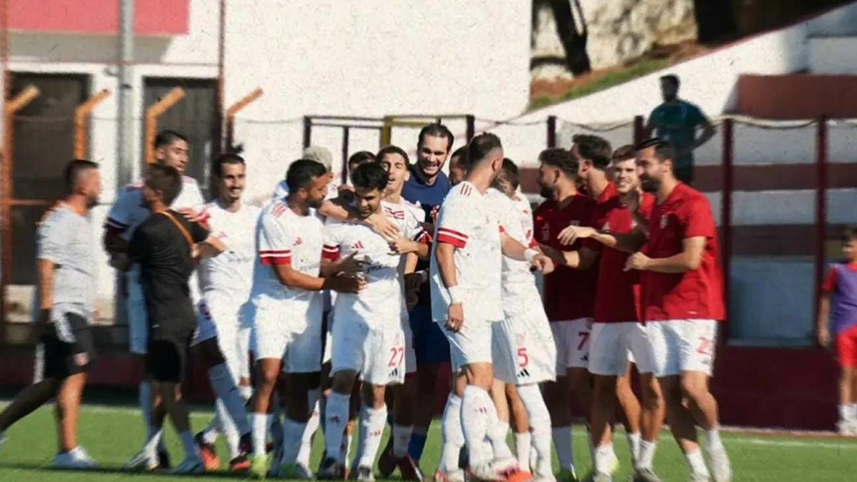 Ayvalıkgücü yine zirve adayı