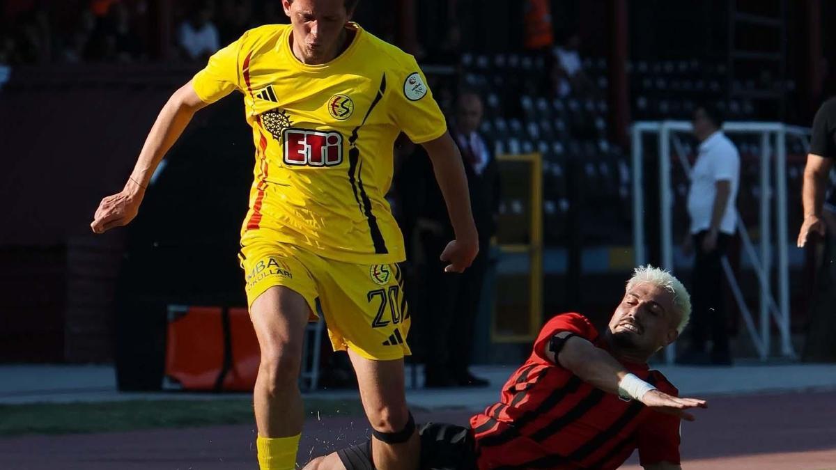 Uşakspor - Eskişehirspor: 2 - 2 (Maç sonucu - Geniş Maç Özeti)