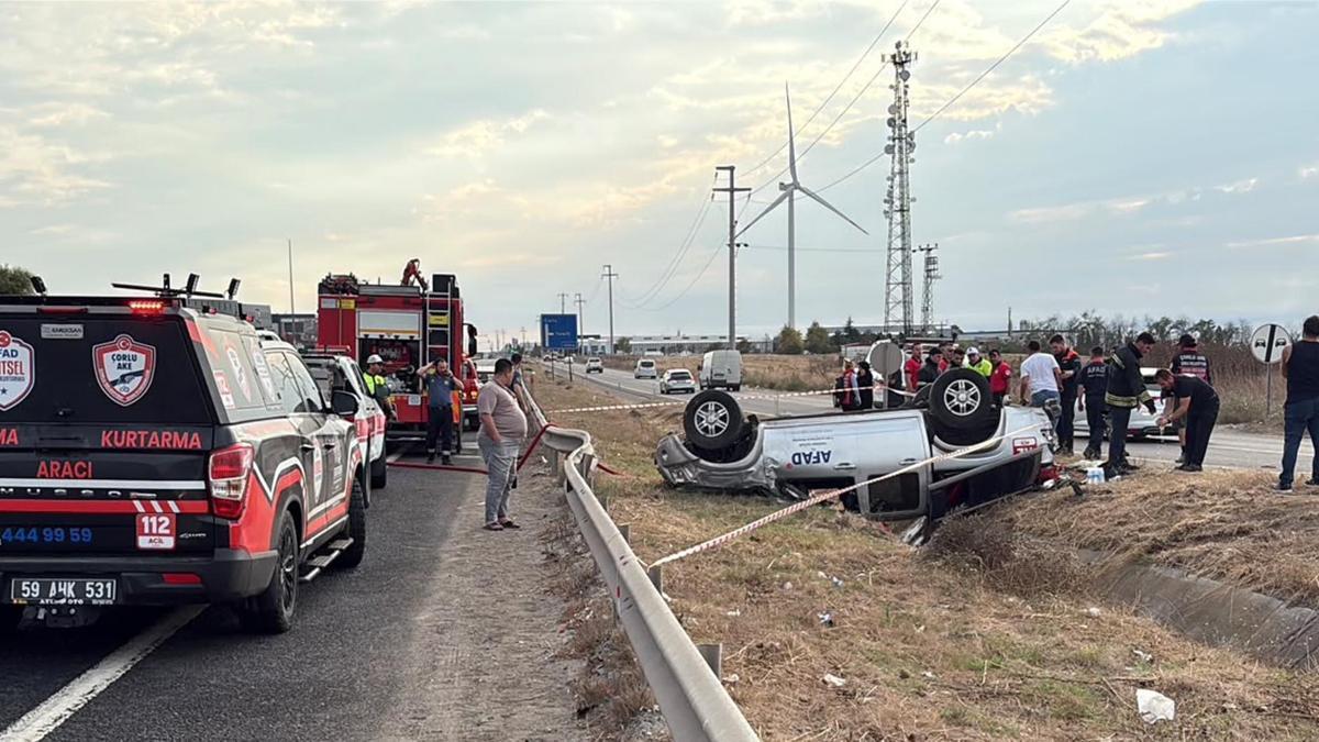 Tekirdağ'da takla atan kamyonette 2 kişi yaralandı