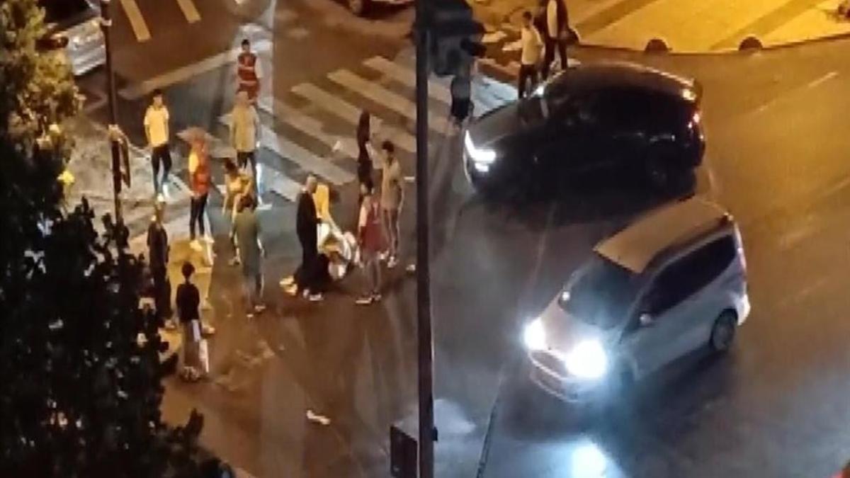 Esenyurt'ta korkunç kaza: Motosiklet otomobile daldı!