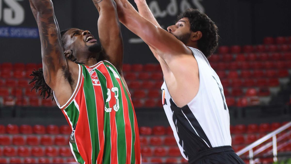 Karşıyaka ile Petkimspor özel maçta rakip