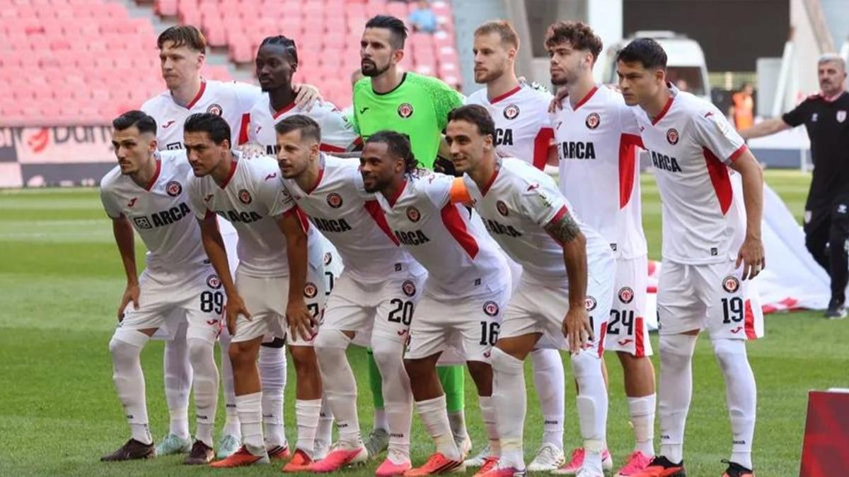 Çorum FK'yı elinin tersiyle itti, İspanya'da gündem oldu
