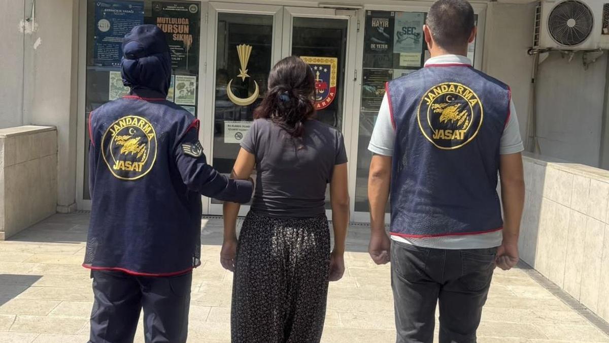 Osmaniye’de 52 yıl 8 ay hapis cezasıyla aranan hükümlü yakalandı