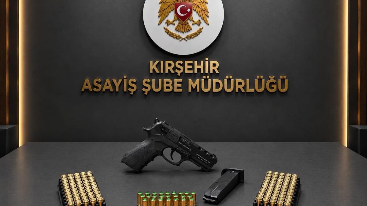Kırşehir'de ruhsatsız silah operasyonlarında 9 zanlı yakalandı