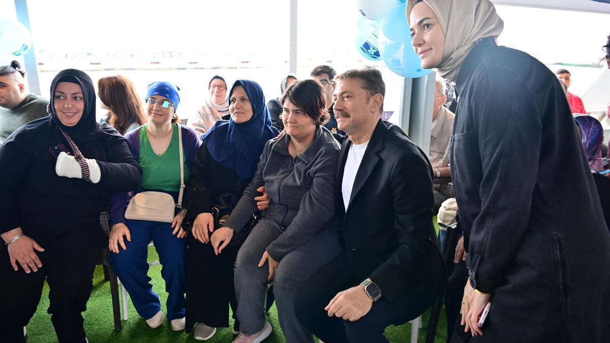 Bahçelievler Belediyesi özel gereksinimli bireyler için 'Boğaz turu' düzenledi