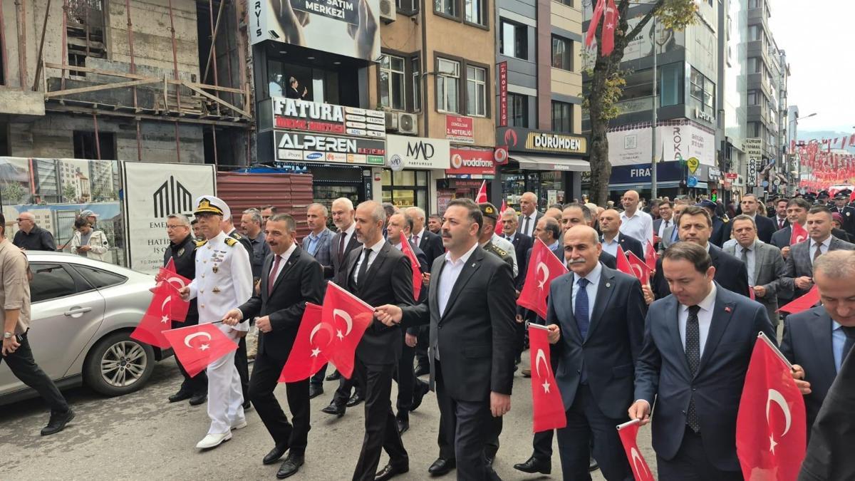 Zonguldak'ta Gaziler Günü yürüyüşü