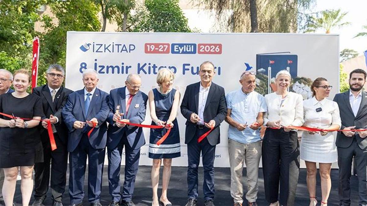 İZKİTAP-8. İzmir Kitap Fuarı kapılarını açtı