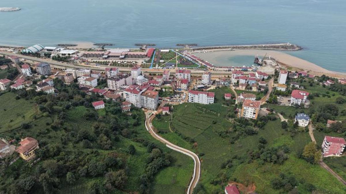 Rize İyidere'de sel temizliği nedeniyle 8 eğitim kurumunda 1 gün tatil