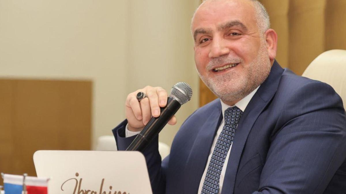 Başkan Sandıkçı: Canik'te üniversiteyi kazanan öğrencilerimizin tamamına burs desteği sağlıyoruz
