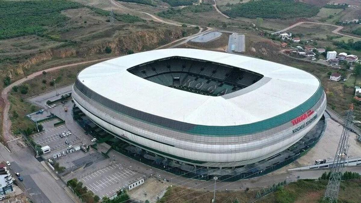 Kocaeli'de milli maç öncesi yeni karar!