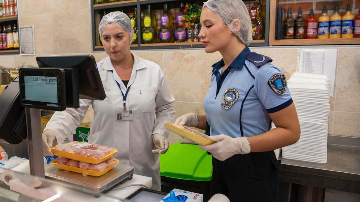 Kuşadası'nda zincir marketlere sıkı denetim
