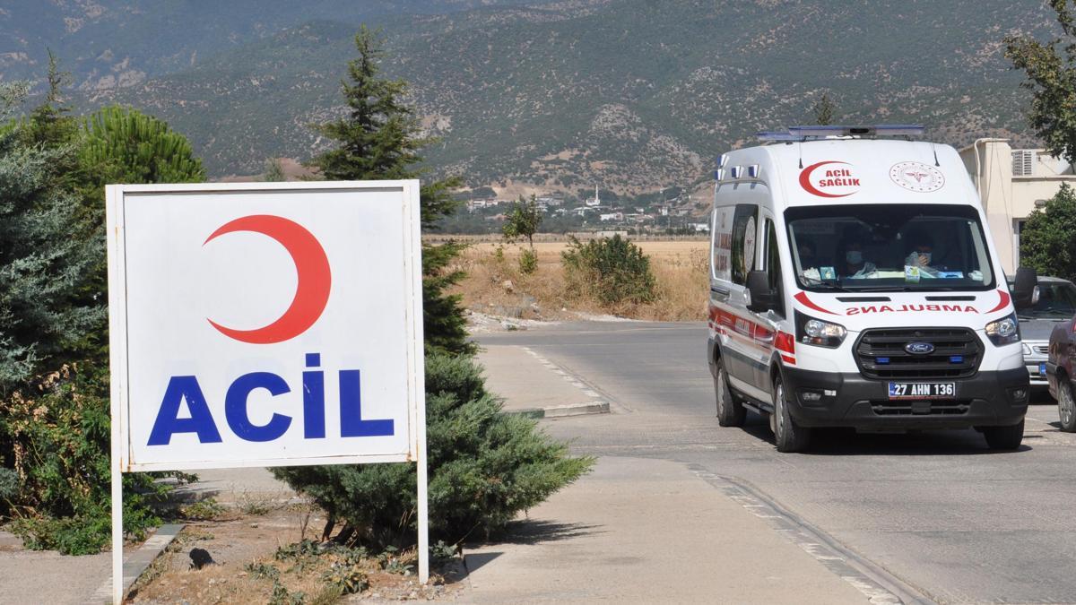 Gaziantep'te devrilen otomobilin sürücüsü yaralandı