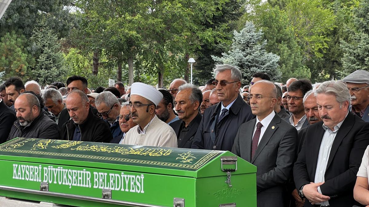 Eski Kocasinan Belediye Başkanı Ali İhsan Alçı, toprağa verildi