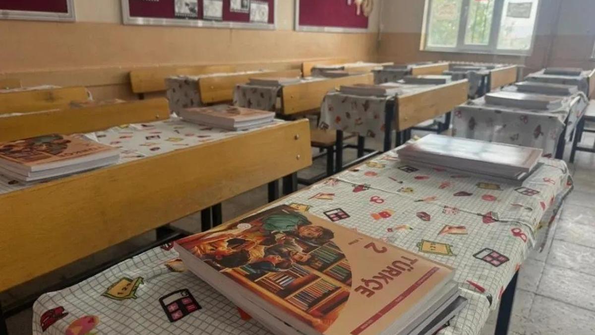 Öğrencilerden kağıt havlu isteyen okul! Konya'da problem bitmiyor