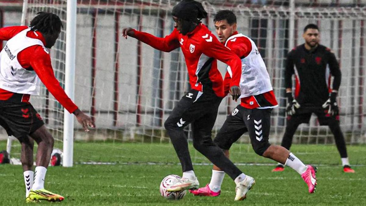 Samsunspor, Trabzonspor maçı öncesi düğmeye bastı
