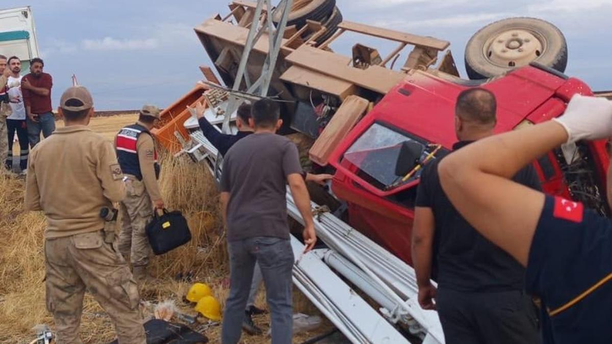 Diyarbakır’da devrilen kamyonetteki 5 işçi yaralandı