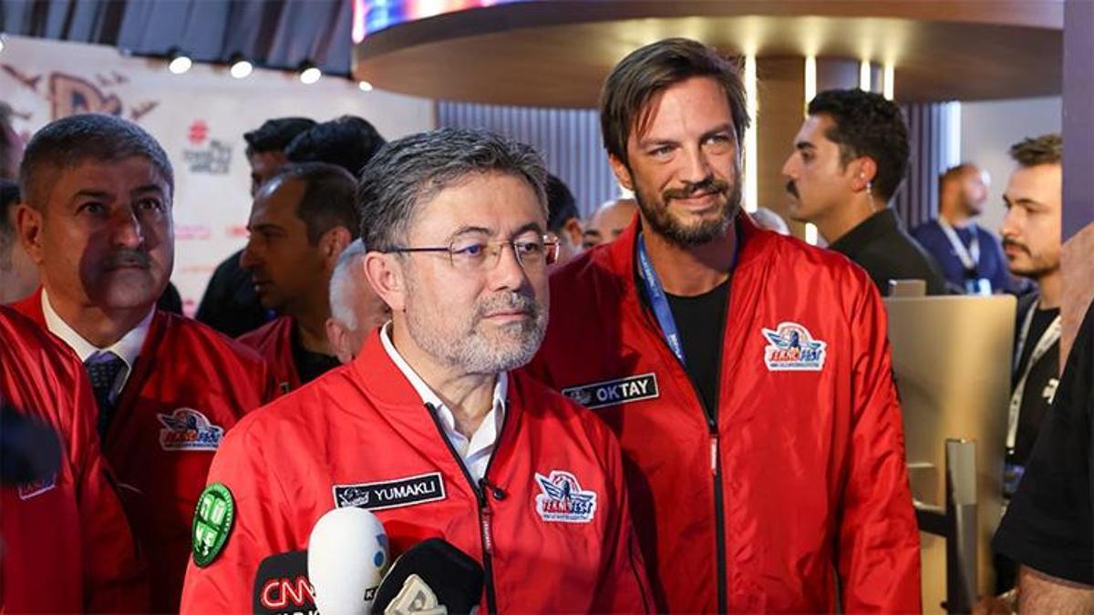 Bakan Yumaklı, Demirören Medya standında! 'TEKNOFEST gıdamızı savunurken de eşik atlatacak'