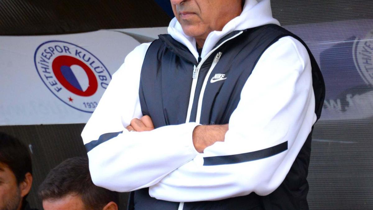 Fethiyespor'da Sait Karafırtınalar ile yollar ayrıldı