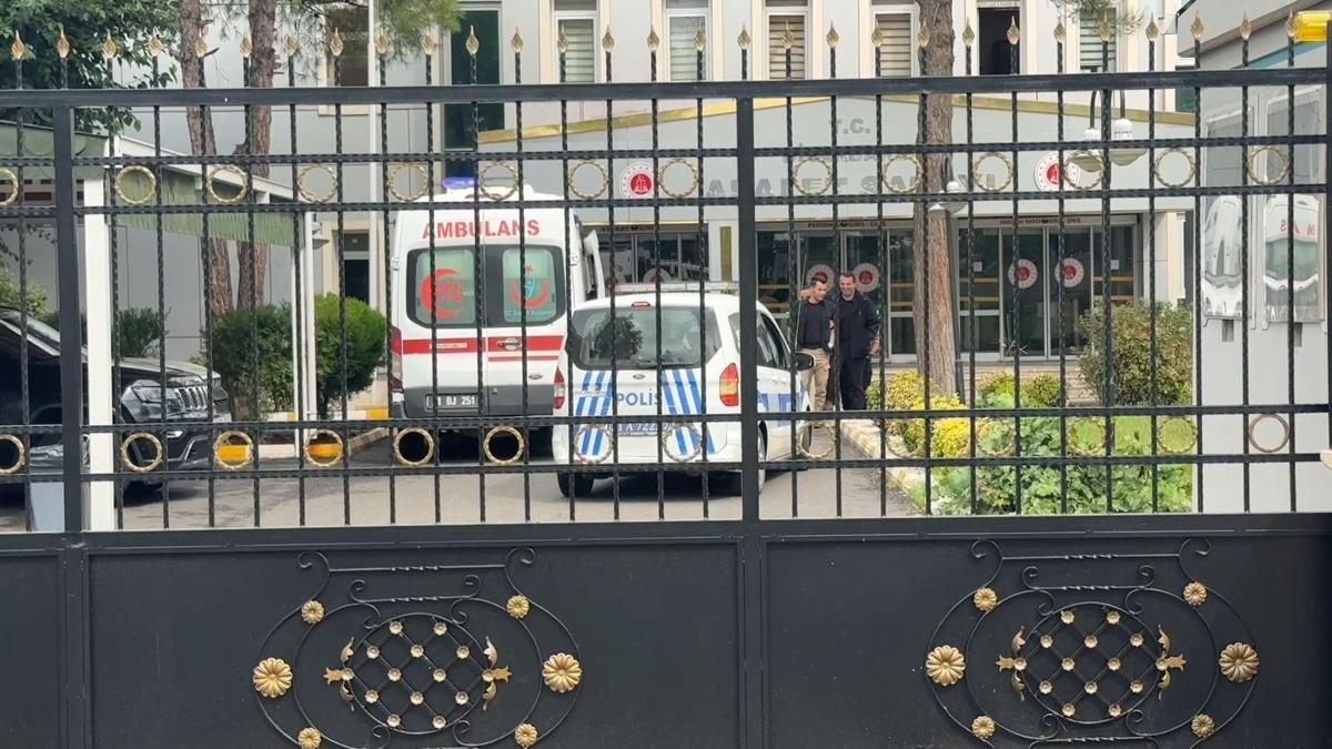 Adliyede taraflar arasında kavga: 2 yaralı