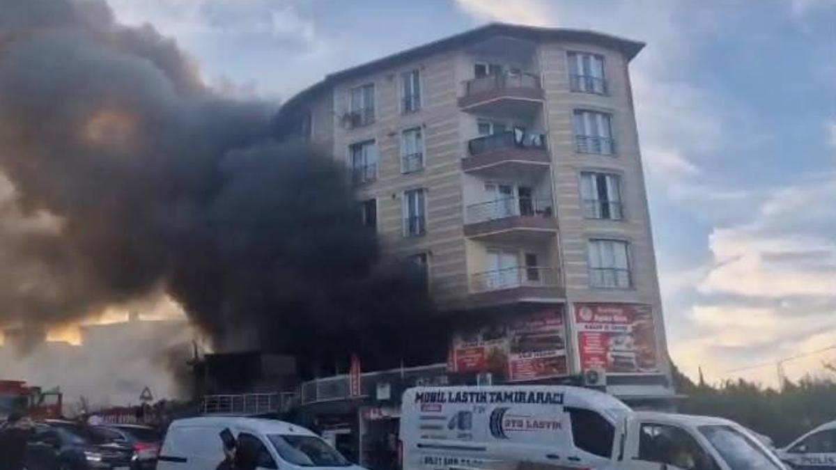 Arnavutköy'de restoranda çıkan yangın söndürüldü