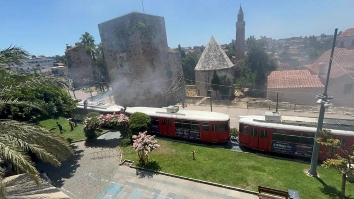 Antalya'da nostalji tramvayı için karar çıktı: Hat kaldırılmayacak