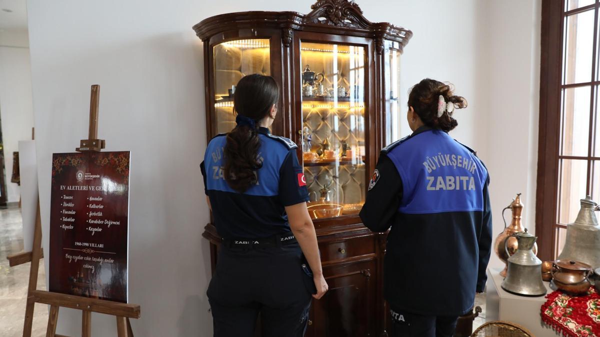 Samsun’da zabıtanın 15 yıllık antika tutkusu sergiye dönüştü