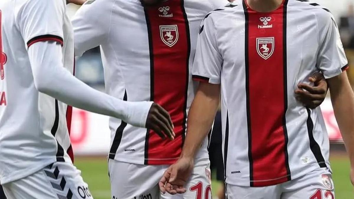 Samsunspor'dan ayrılan yıldız isim futbolu bıraktı