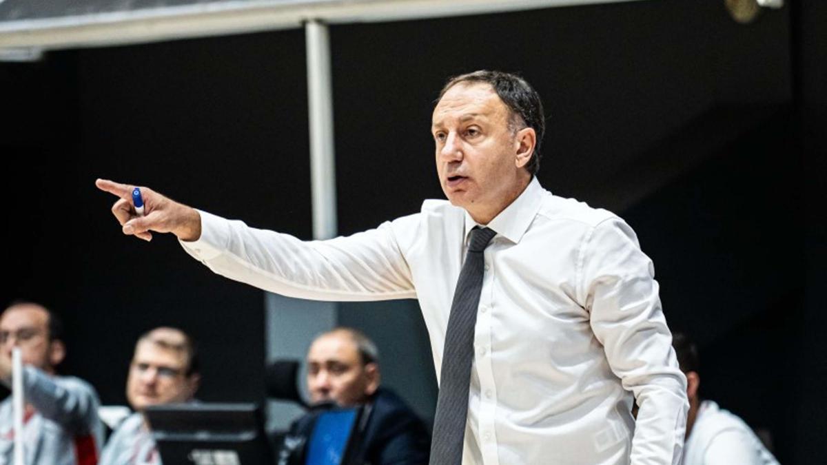 Petkimspor evinde teslim oldu