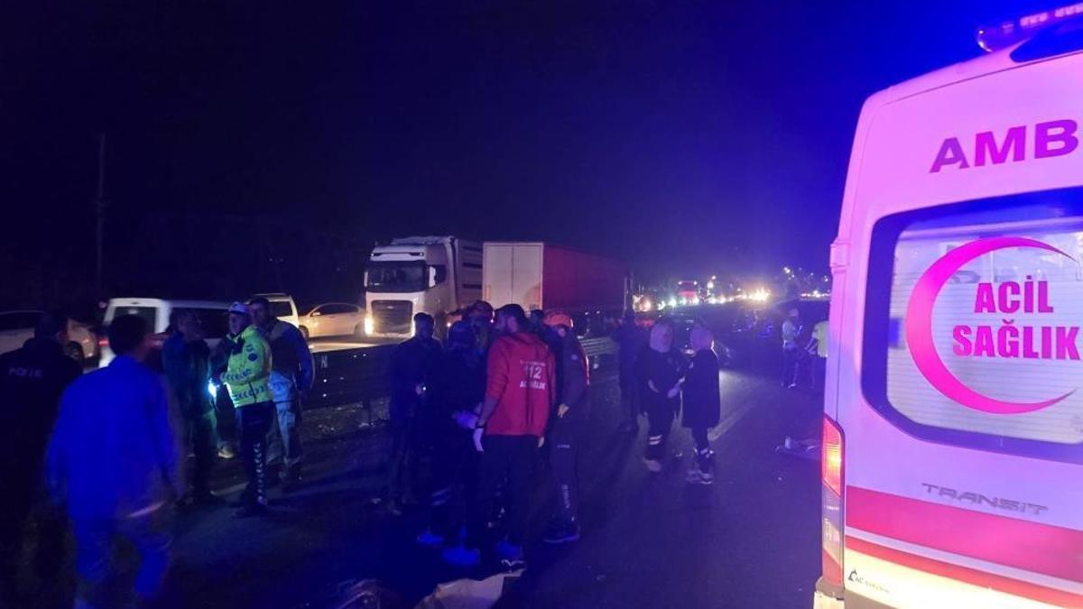 Bingöl'de otomobil bariyere çarptı! 2 kişi öldü, 2 yaralı var