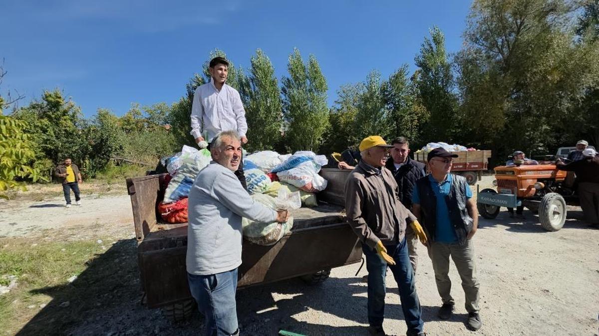 Bir ilçede fiyatı 45 lira, 47 kilometre uzakta 28 lira! Üreticiler isyan etti