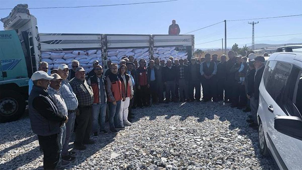 Afyonkarahisar’da üreticiye büyük destek: Bedava dağıtıldı!
