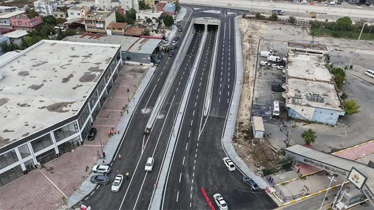 Sürücülerin yıllardır çektiği trafik çilesine neşter vuruldu: Adana ulaşımında yeni dönem başladı