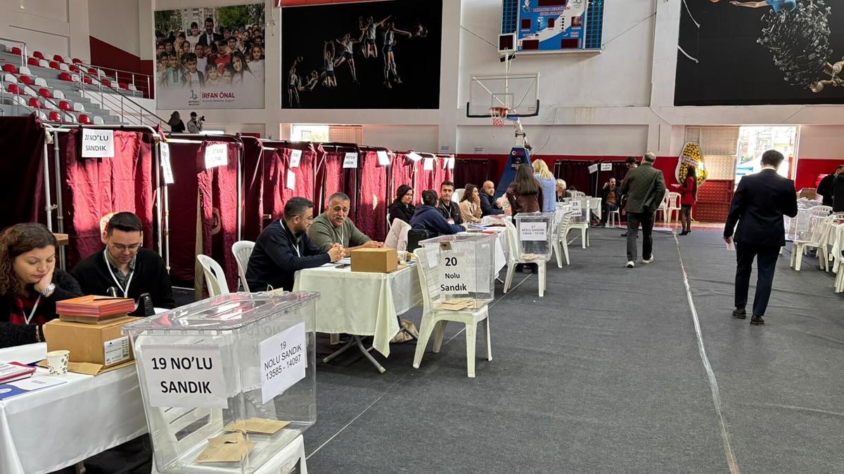 İzmir Barosu’nda seçim heyecanı