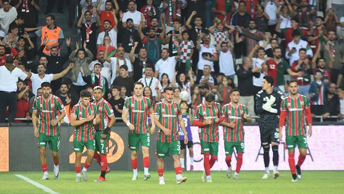 3. Lig ekibinde teknik direktör değişti, işler karıştı