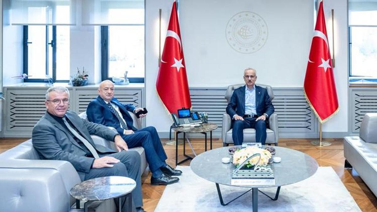 Çanakkale'de dev ulaşım hamlesi: 18 kilometrelik Biga-Karabiga yolunda çalışmalar başladı