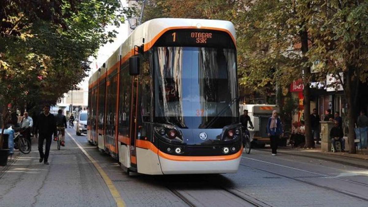 Eskişehirliler dikkat! Tramvay seferleri durdu! 4 hat etkilendi