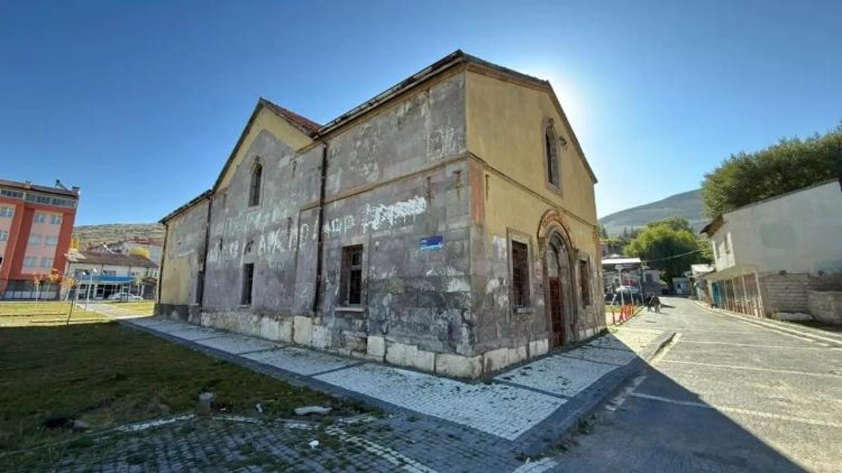 Kayseri’deki tarihi yapının sırrı ortaya çıktı: Yıllarca sinema olarak kullanılmış