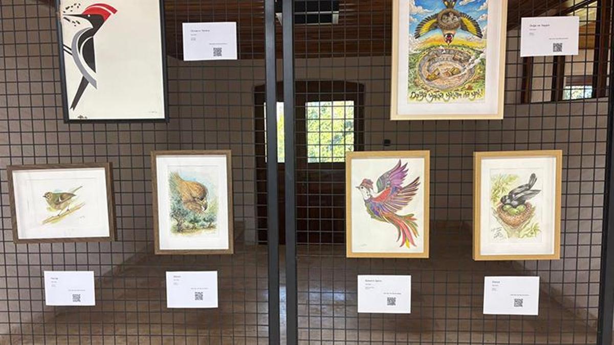“Kaz Dağları'nın Fısıltısı Kuş Düşleri” Sanat Yolculuğunu Ayvalık'ta Sürdürüyor